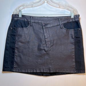 Joe’s Jeans Black Denim Mini Skirt Size 30